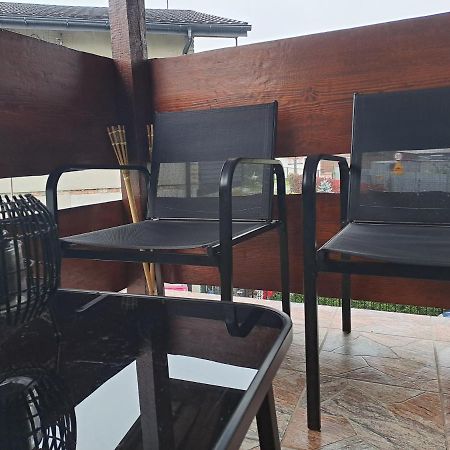Twoja Przestrzen Noclegi Pokoje Mieszkanie Do Wynajecia Nowy Sącz Esterno foto